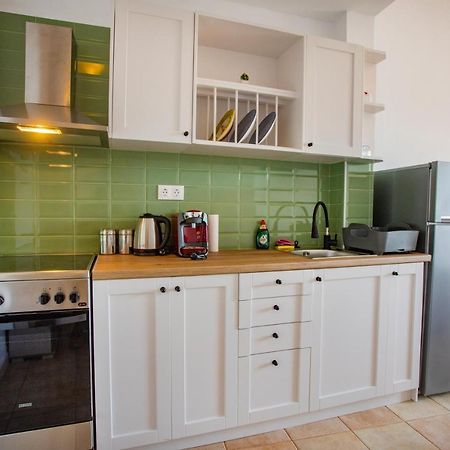 Notos Sea Front Apartment Glósza Kültér fotó
